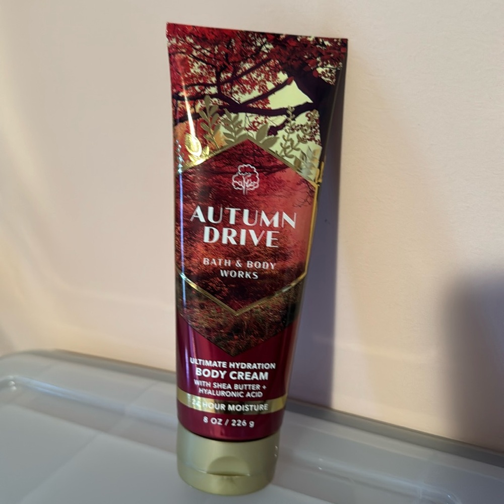 Bath and body works Autumn Drive Body Cream NEW!!!